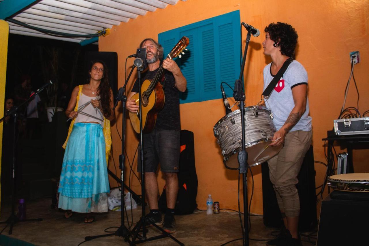Sintonia Surf Hostel E Bar Ubatuba Exteriör bild